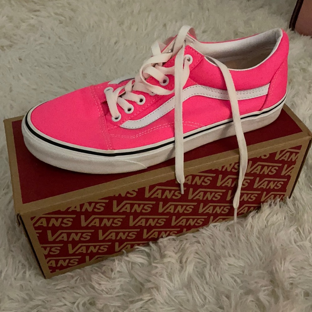 Brand new never been worn. Neon pink Vans.